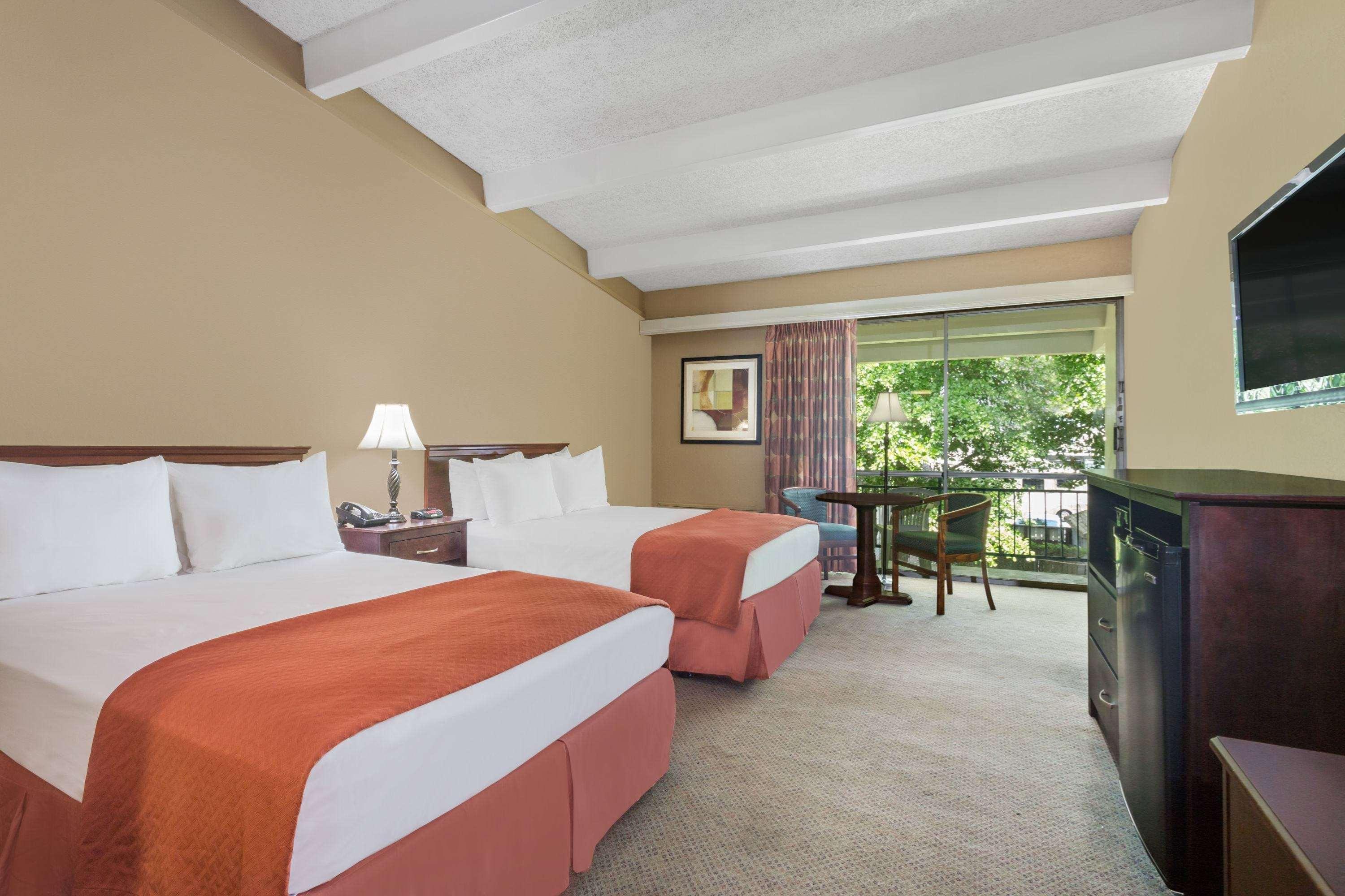 ทราเวลลอดจ์ เลกแลนด์ Hotel เลคแลนด์ ภายนอก รูปภาพ