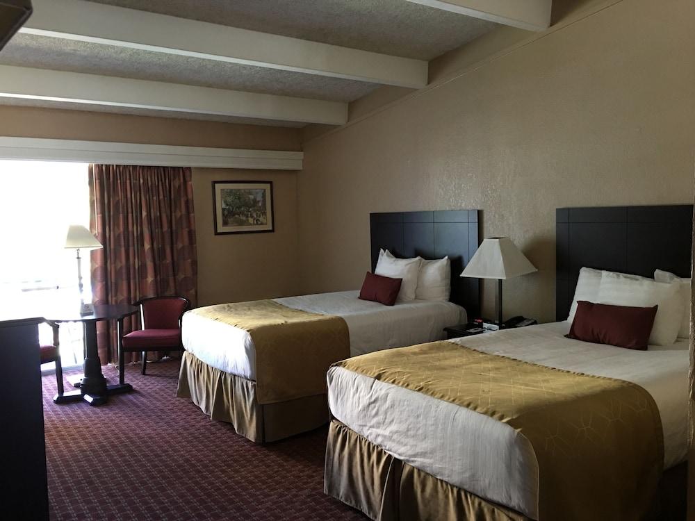 ทราเวลลอดจ์ เลกแลนด์ Hotel เลคแลนด์ ภายนอก รูปภาพ